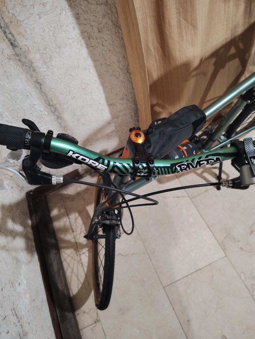 Custom Built Mini-Velo 451 Bike (Category: Bicycles) located in Lipa City. Submitted by andoyzski (Listing ID 1466965008, Image 2). Description: Custom built Reunion Neel 451 Mini-Velo. Metallic Green color. Built with reliability and touring/ urban versatility. The bike is less than 6 months old, seldom used, and kept in great condition. (Some hairline scratches) Specifications: • Frame: Asahi Reunion Neel 451 (Japan Surplus) •Seat Tube 48cm, To
