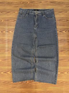 (Category: ) located in . Submitted by kd_thrift_shop (Listing ID 1466811146, Image 1). Description: .