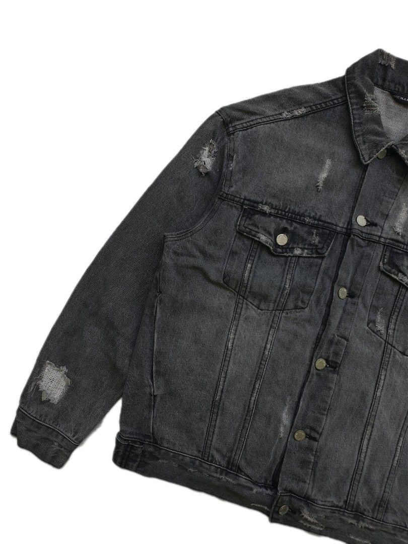Denim Jacket Acid Wash (Category: Coats, Jackets and Outerwear) located in Bani. Submitted by thriftmaggots.ph (Listing ID 1466816790, Image 3). Description: Denim Jacket Acid Wash Claim for 450php + Shipping fee Small fit medium 22/25 No issue Excellent condition Payment first via gcash/maribank Loc pangasinan, luzon.