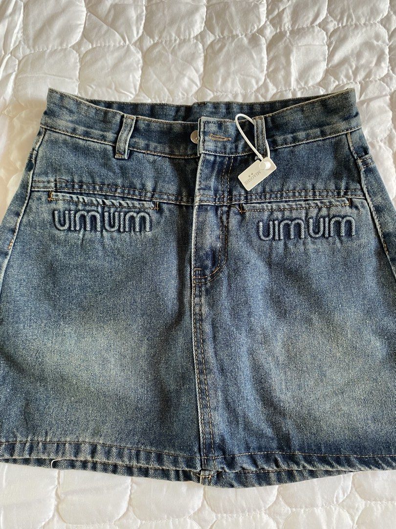 Denim Skirt with inner shorts (Category: Skirts) located in Quezon City. Submitted by brattybabe (Listing ID 1466885351, Image 2). Description: Color may vary due to lighting Dimes: W: 26 L: 14 💳 Mode of payment: GCash, Paymaya, Metrobank, BPI, MariBank 🚚 Courier: Lalamove, Grab Padala, J&T, or Toktok only. 🫶🏻 The buyer is responsible for the shipping cost. 💲 Payment first before shipping the item. ⛔️ Note: I do not accept returns/refunds..