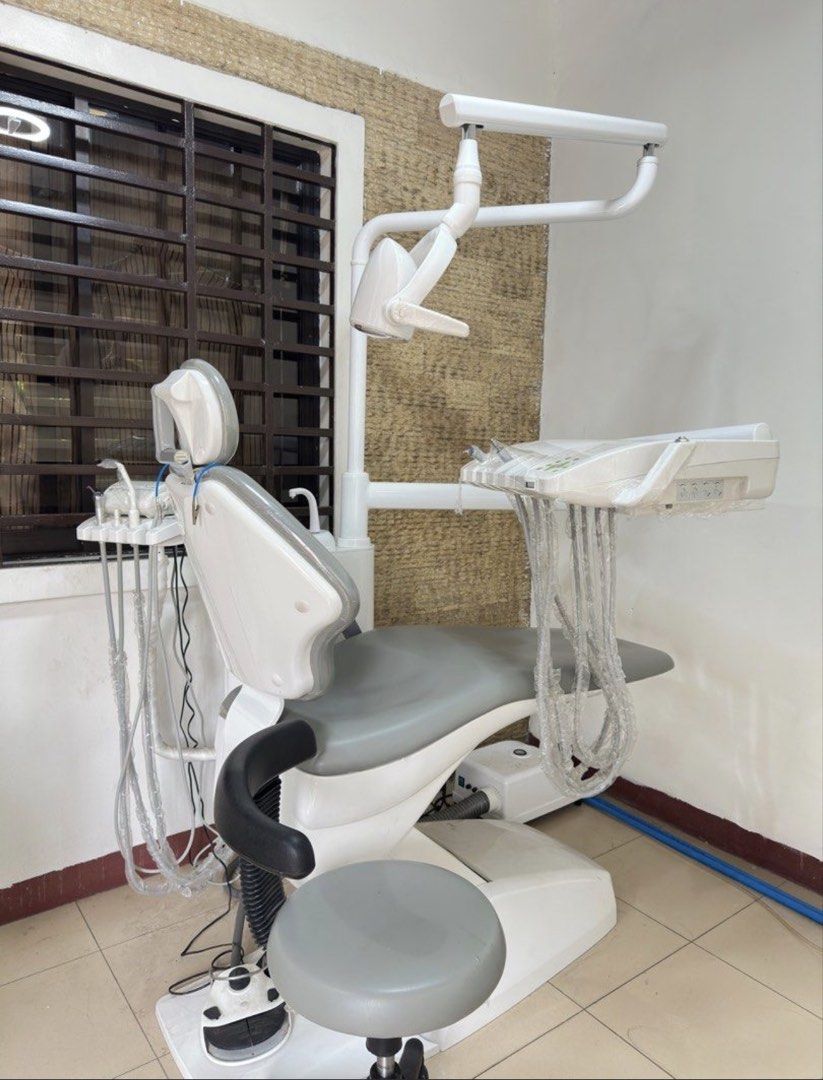 Dental Chair Unit with Stool (Category: Medical Supplies & Tools) located in Valenzuela. Submitted by tamanamelanie (Listing ID 1466881925, Image 2). Description: Inclusions: - 1 high speed handpiece ( push type and with LED) - 2 low speed handpiece ( straight and contra angle with airmotor) - woodpecker ultrasonic scaler - silent type 1HP compressor -lightly used Price : negotiable Bought last August 2023 @smartdent RFS: need funds.