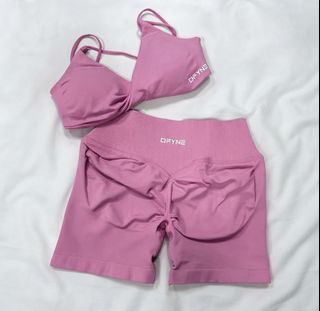 (Category: ) located in . Submitted by glossywife (Listing ID 1466907889, Image 1). Description: .