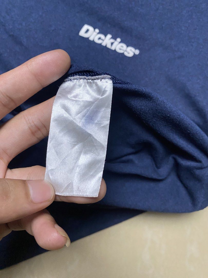 DICKIES (Category: Tshirts & Polo Shirts ) located in Davao. Submitted by maikes_finds (Listing ID 1466906261, Image 3). Description: SIZE MEDIUM NO ISSUE 20x27 .