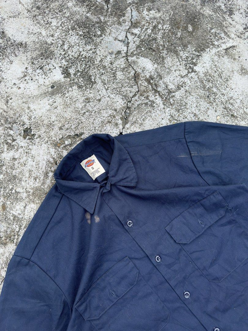 Dickies Button Up Polo Chino (Category: Tshirts & Polo Shirts ) located in Panabo. Submitted by madfits.ph (Listing ID 1466968514, Image 3). Description: DICKIES BUTTON UP POLO WAIST: 20.5 LENGTH: 29 ISSUE: STAIN CONDITION: GOOD.