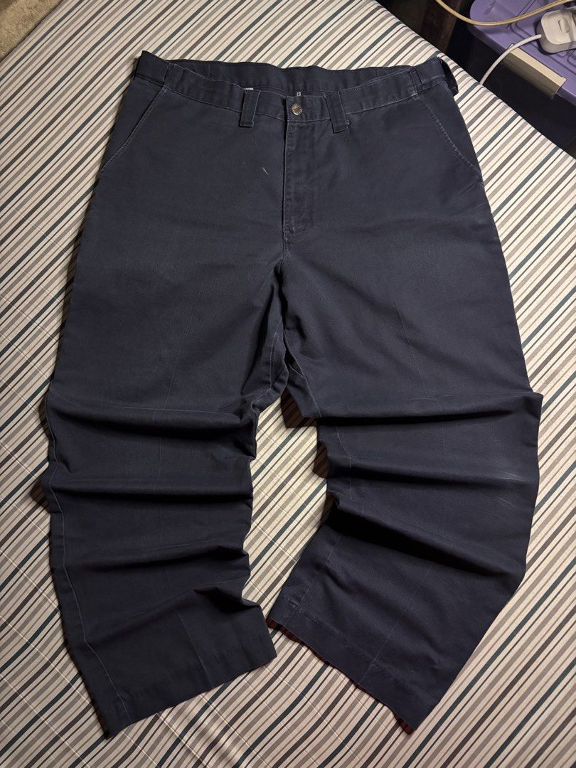 Dickies Navy Blue (Category: Jeans) located in Cabuyao City. Submitted by giothr1ft (Listing ID 1466892702, Image 2). Description: Waist: 36 Length: 41 Thigh: 15 Leg Hole: 9.5.
