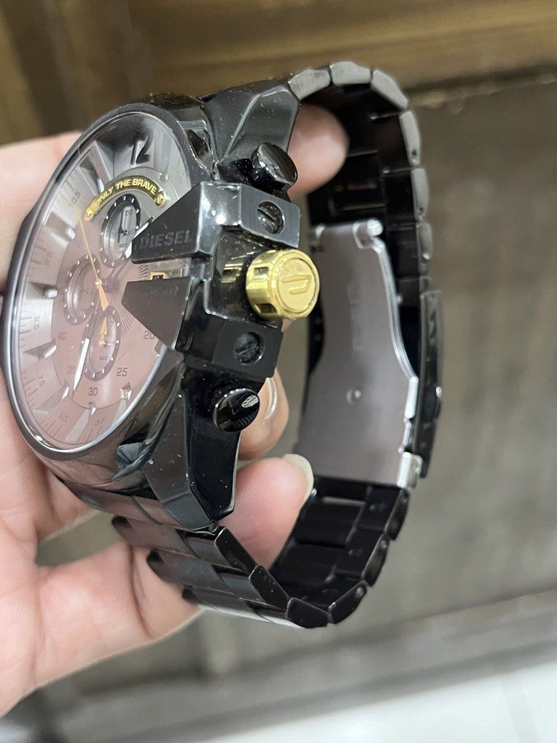 Diesel Mens Watch BigSize (Category: Men's Watches) located in Manila. Submitted by jeferrer (Listing ID 1466818768, Image 2). Description: .