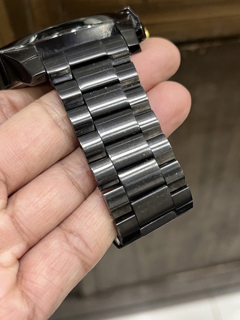 Diesel Mens Watch BigSize (Category: Men's Watches) located in Manila. Submitted by jeferrer (Listing ID 1466818768, Image 3). Description: .