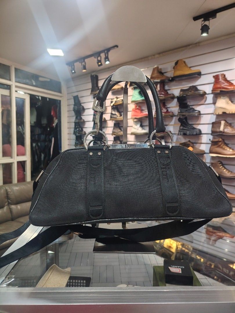 Dior (Category: Sling Bags) located in Manila. Submitted by xiobai (Listing ID 1466871029, Image 1). Description: Original Dior Very nice in actual.