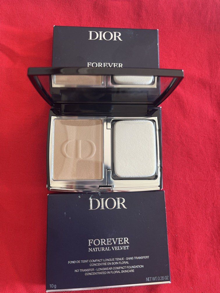 DIOR COMPACT FOUNDATION 4n&2.5N (Category: Makeup) located in Manila. Submitted by luxeclassyshop (Listing ID 1466847491, Image 1). Description: DIOR COMPACT FOUNDATION Shade 4n 2 2.5N 1 damage box Original .