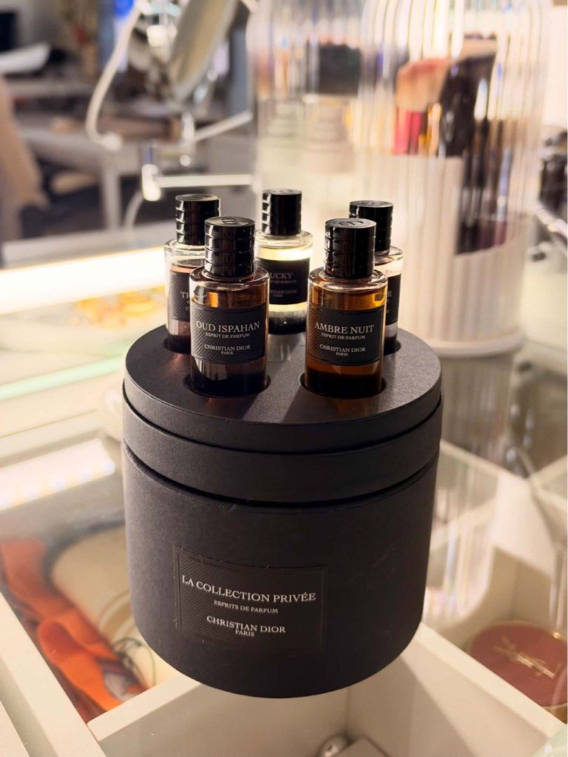 Dior LA Collection Privèe (Category: Fragrance & Deodorants) located in Manila. Submitted by athenafinds (Listing ID 1466879978, Image 1). Description: ✨ Dior La Collection Privée – Esprits de Parfum (5-Piece Set) ✨ 💌 Selling for ₱15,000 Like new! Only one fragrance tested once; the remaining four are untouched. Comes with the original Dior presentation box. 100% authentic Dior. 🤍 🇺🇸 Coming from the US — arriving on November 13. You may pick 
