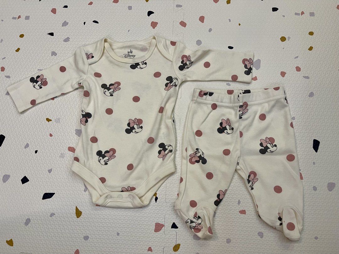 Disney baby 0-3mos (Category: Babies & Kids Fashion) located in Antipolo. Submitted by chelsiesm (Listing ID 1466874192, Image 1). Description: Disney baby 0-3mos super good quality and condition. Bought from canada.