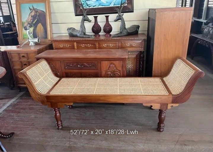 Divan sofa Daybed de Solihiya narra (Category: Sofas) located in Manila. Submitted by carmelites36250 (Listing ID 1466834977, Image 1). Description: Divan sofa daybed ❤❤❤ Solid narra new Solihiya❤❤ Ready to use full Varnish Deliver Pm me ☎☎☎☎ Price-14, 500 #forsale #furniturestore.