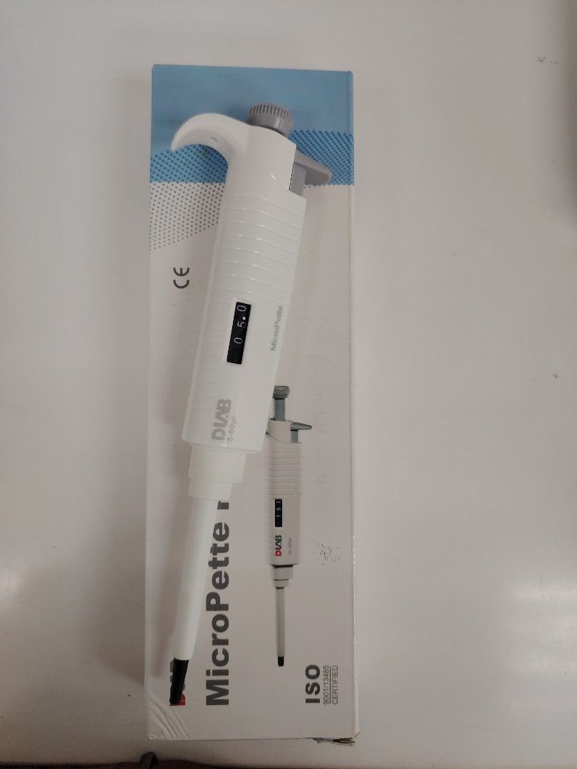 DLAB MicroPette Single Channel Pipette (Category: Medical Supplies & Tools) located in Muntinlupa City. Submitted by zenalie_06 (Listing ID 1466810937, Image 2). Description: - Brand: DLAB 5-50 uL and 100-1000uL (set) - Type: Single channel micropette - Color: White and grey body with easy-to-read volume display - Condition: Clean, excellent working order, ready for lab work - Certifications: CE marked, includes original box with ISO 9001/13485 d