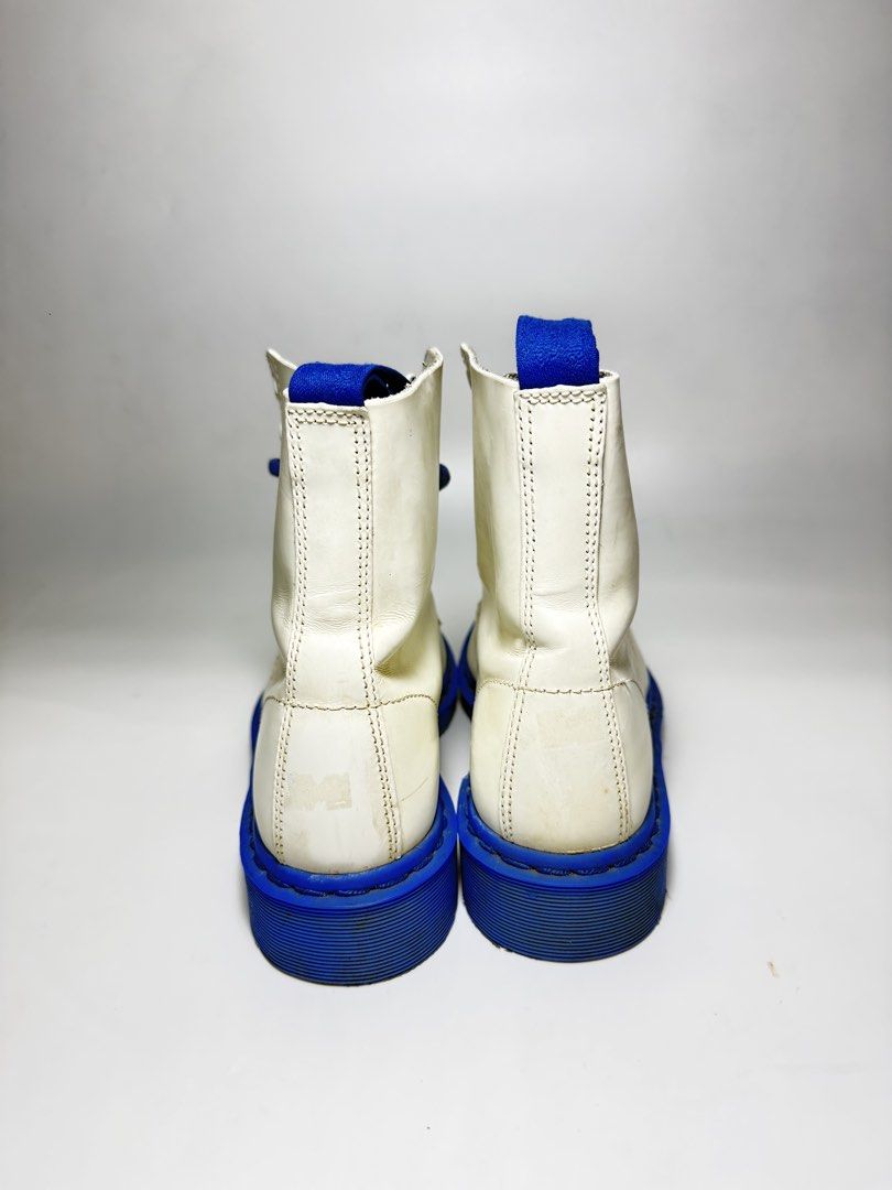 Dr martens 1460 pascal 8 - eye boots Mens (Category: Boots) located in Manila. Submitted by mankindarchivesv2 (Listing ID 1466864487, Image 2). Description: -WTS Dr. Martens 1460 8-eye combat boots featuring a bright blue sole and matching blue laces. Size: UK 6 US 7 Men’s 39EU US 8 L Great condition / minimal sign of used No inclusion pair only Authentic Price: 1300 php Mode of payment G cash Courier JNT LALAMOVE Pm me if interested.