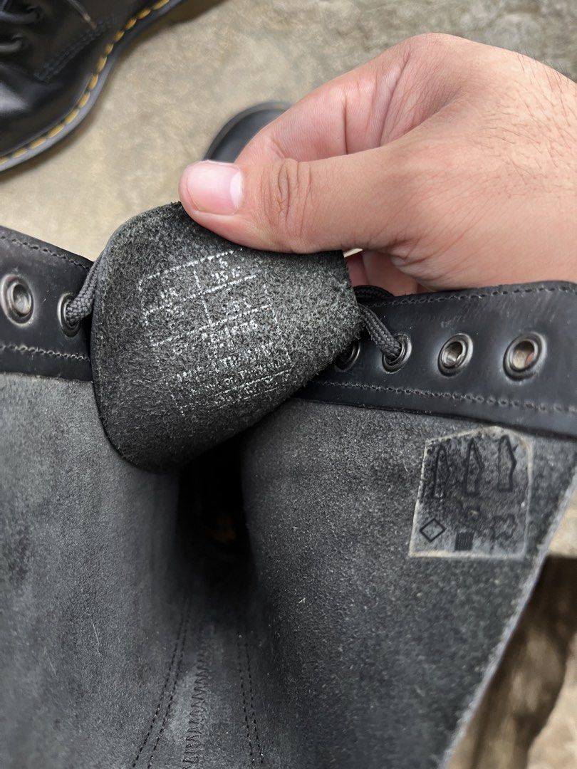 Dr Martens 1914 14 eyelets (Category: Boots) located in Leyte. Submitted by to.the.other.side (Listing ID 1466957050, Image 3). Description: PTPA/ WTS Dr Martens 1914 14 eyelets Size: 5 UK 6 US/M 38 EU 7 US/L Authentic Price: 2200 php nego. :Very good condition// few signs of usage// :See pics for details DM if need more details Location: Tacloban City Unli VOUCH/ VC.