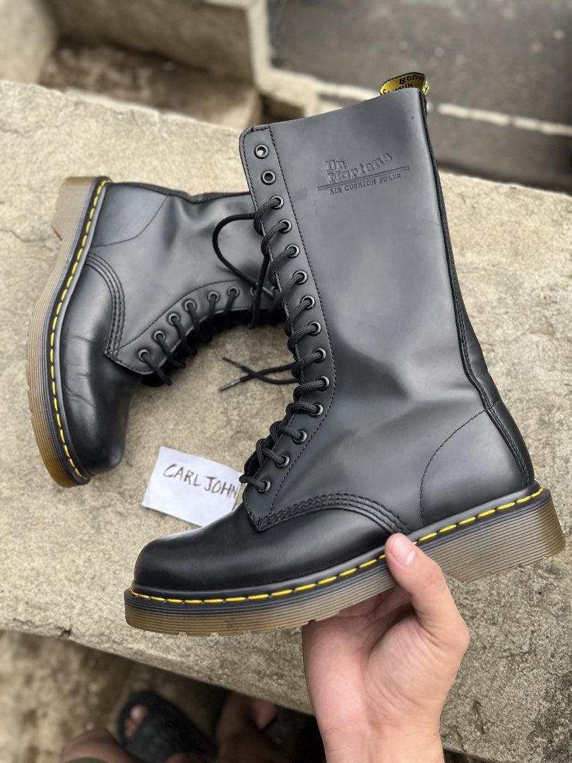 Dr Martens 1914 14 eyelets (Category: Boots) located in Leyte. Submitted by to.the.other.side (Listing ID 1466957050, Image 2). Description: PTPA/ WTS Dr Martens 1914 14 eyelets Size: 5 UK 6 US/M 38 EU 7 US/L Authentic Price: 2200 php nego. :Very good condition// few signs of usage// :See pics for details DM if need more details Location: Tacloban City Unli VOUCH/ VC.