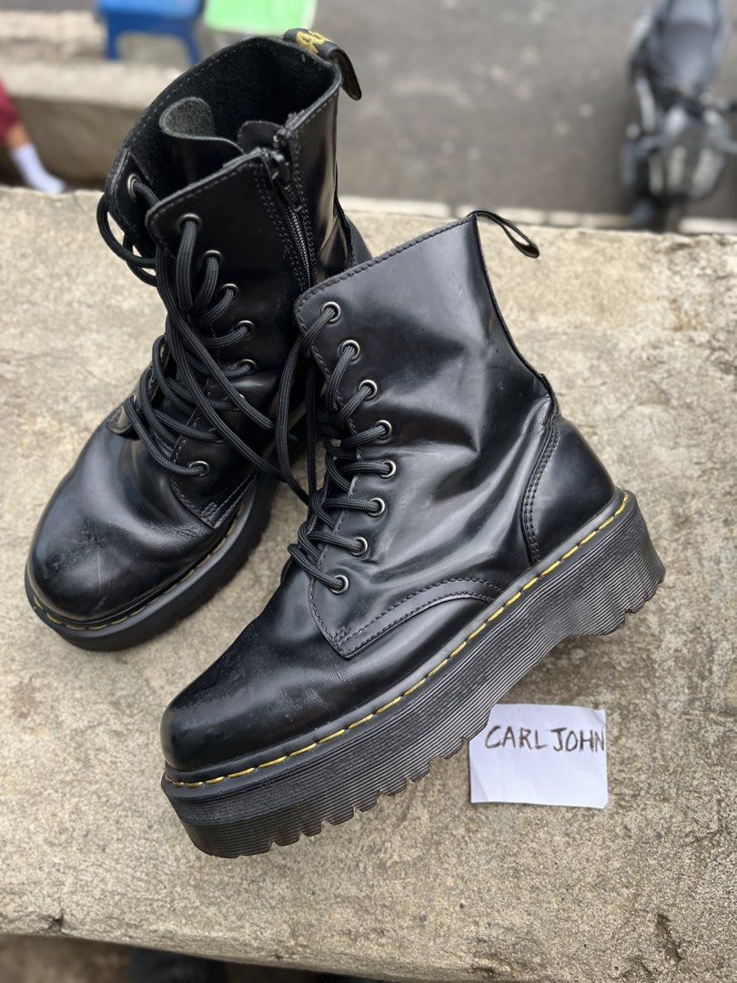 Dr. Martens Jadons High Platform (Category: Boots) located in Leyte. Submitted by to.the.other.side (Listing ID 1466958742, Image 1). Description: Dr Martens Jadons Size 7 UK 8 US/M 41 EU 9 US/L Authentic Price: 2200 php nego. :good condition// creases//signs of usage// :See pics for details DM if need more details Location: Tacloban City Unli VOUCH/ VC.