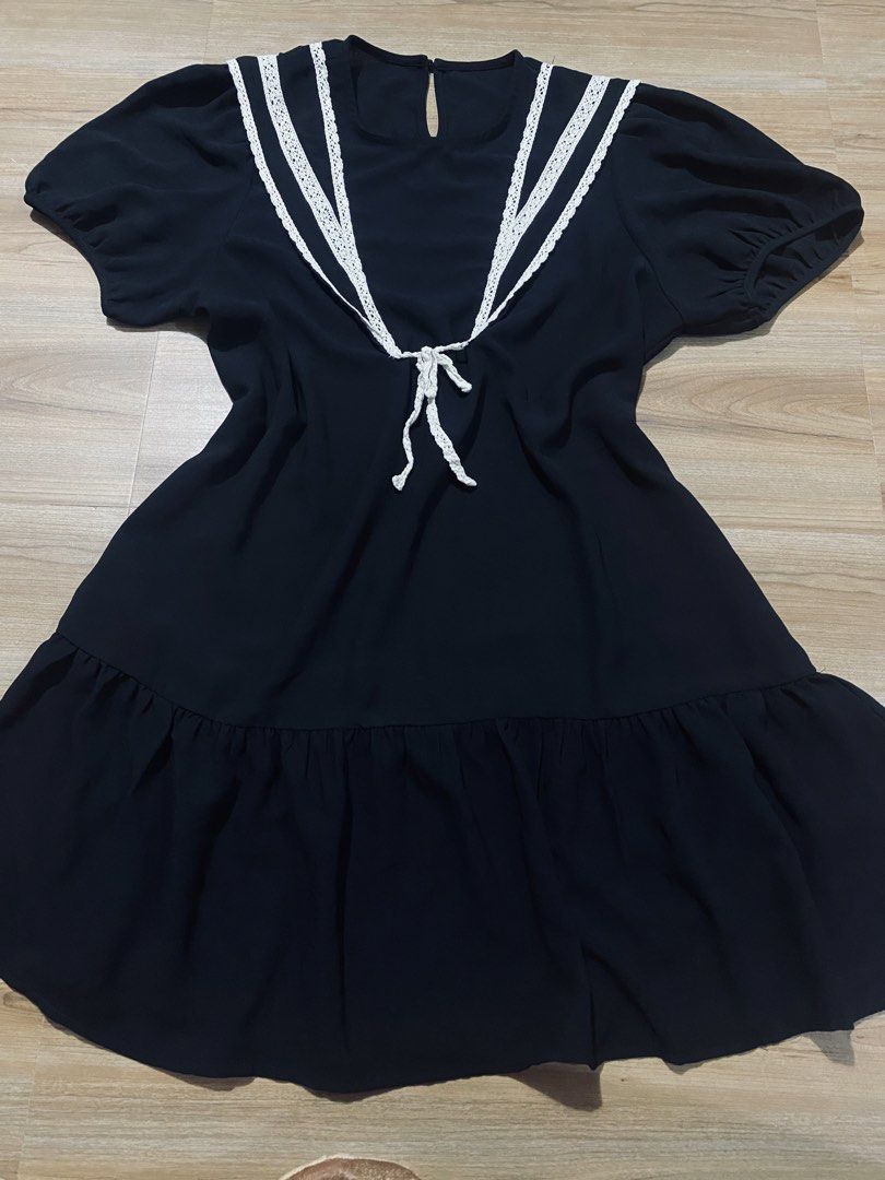 Dress L-XL🤍 (Category: Dresses) located in Bulacan. Submitted by Spothings (Listing ID 1466940503, Image 1). Description: Length: 34" Super black in person .
