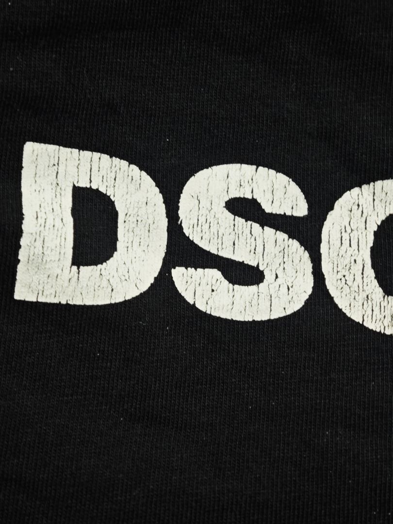 DSQUARED2 KIDS CROP TOP (Category: Babies & Kids Fashion) located in Imus. Submitted by eykc01 (Listing ID 1466917092, Image 2). Description: EUC-LIKE NEW 8YO *HAIRLINE ON PRINT.