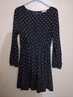 (Category: ) located in . Submitted by asmallcloset (Listing ID 1466909316, Image 1). Description: .