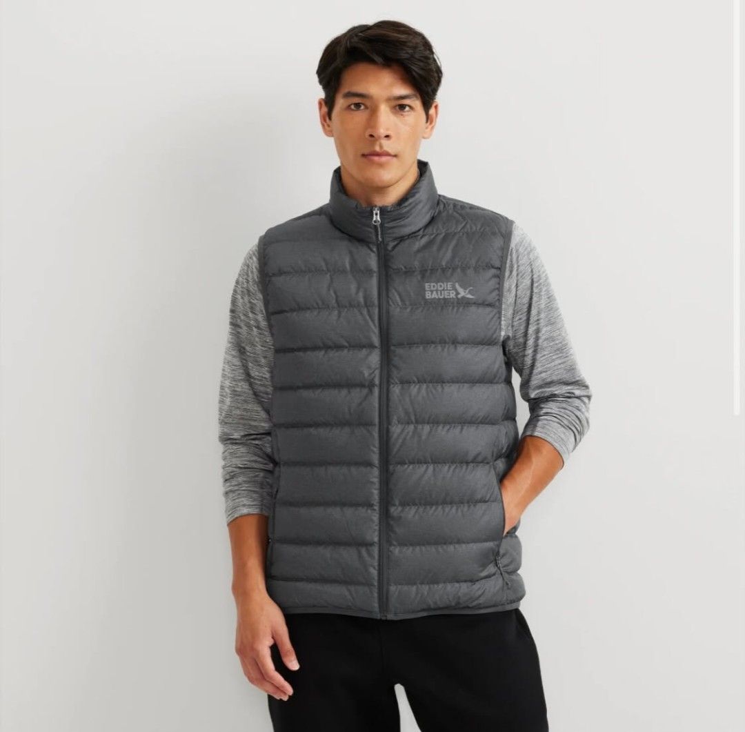 Eddie Bauer Puffer Vest (Category: Vests) located in Pasig City. Submitted by geloangelo17550 (Listing ID 1466962606, Image 2). Description: Authentic Like new condition No issue.