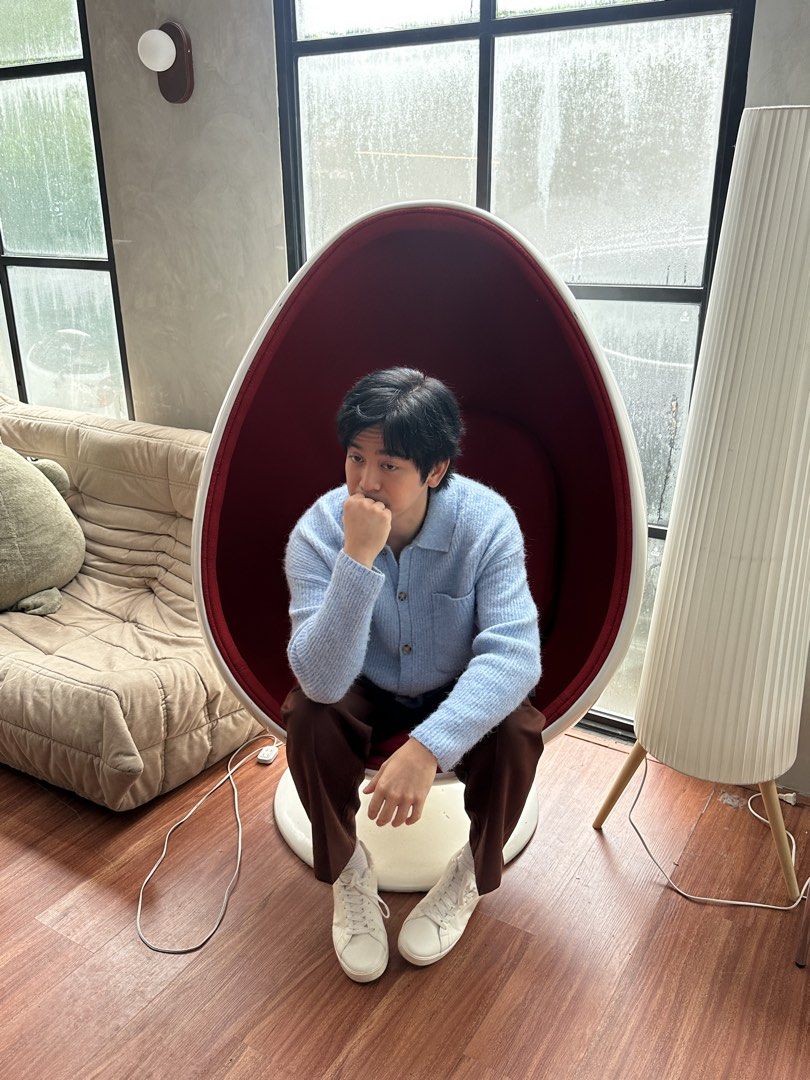 Egg Chair (Category: Chairs) located in Quezon City. Submitted by hausbyjuju (Listing ID 1466946373, Image 1). Description: .