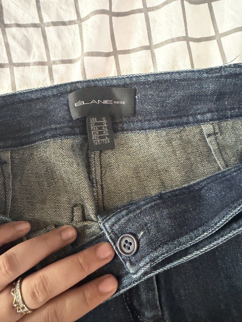 Elanie Riese bootcut flare denim pants (Category: Jeans) located in Quezon City. Submitted by pinkyswearshop (Listing ID 1466809291, Image 2). Description: .