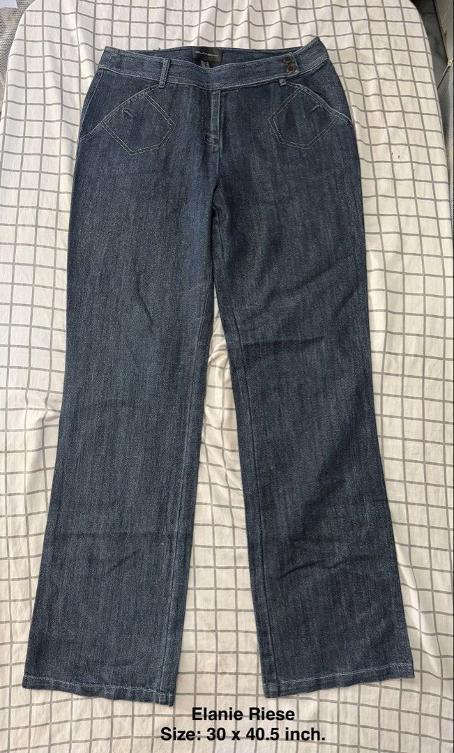 Elanie Riese bootcut flare denim pants (Category: Jeans) located in Quezon City. Submitted by pinkystrends.co (Listing ID 1466844056, Image 1). Description: .
