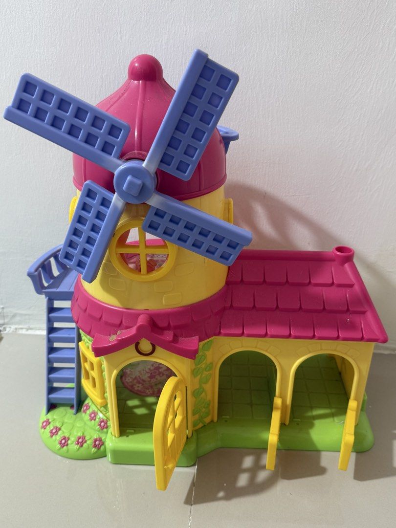 Big ELC windmill farm playhouse (Category: Interactive Toys) located in Cabuyao City. Submitted by affordable_love_items (Listing ID 1466781614, Image 2). Description: What you see is what you get Cabuyao laguna.