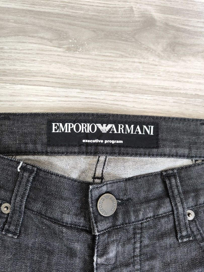 Emporio Armani Executive Program Jeans Size 32 (Category: Jeans) located in Davao. Submitted by payperstealthriftdvo (Listing ID 1466864625, Image 2). Description: Size 32 on Tag Width: 32 to 34 Length: 40 Hem: 7.5 Thigh: 12 Excellent Condition No Issue at all PM 📩📩📩 📍 Cabantian, Davao City.
