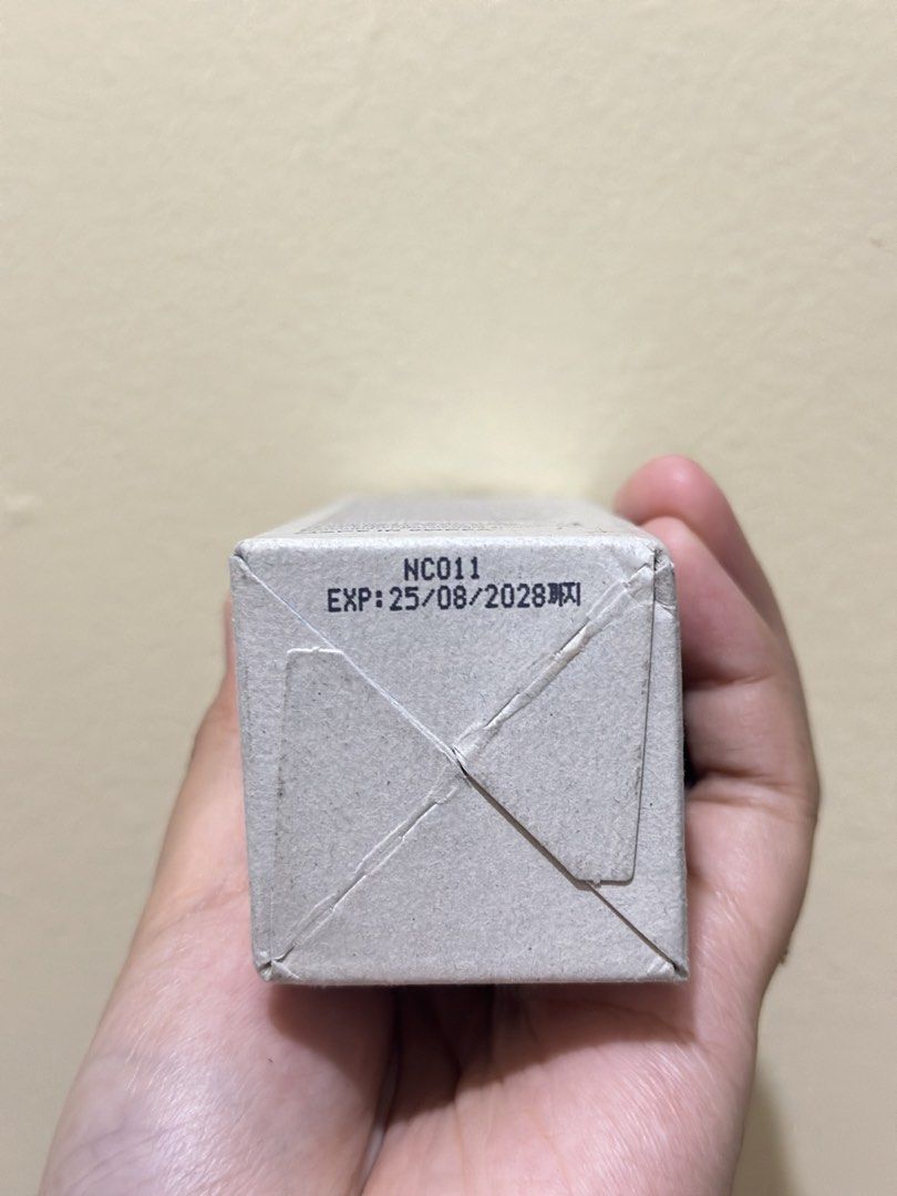 Eqqualberry Swimming Pool Ampoule 50ml (Category: Face Care) located in Quezon City. Submitted by kbeautyfinds (Listing ID 1466964340, Image 2). Description: - Product: Eqqualberry Swimming Pool Ampoule - Size: 50ml, brand new and unopened in original box - Origin: Made in Korea - Expiry Date: 25/08/2028 - Key Ingredients: Hyal 8 complex, Byungpul complex, squalane, anti-sebum P, and madewhite - Benefits: Provides deep hydration and balances skin