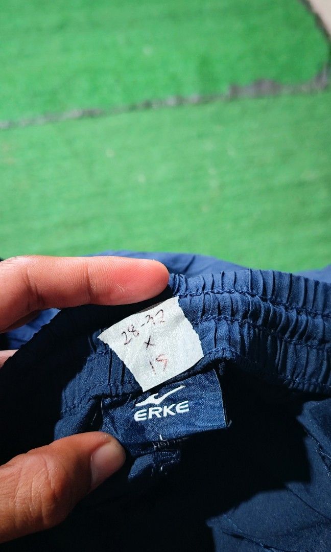ERKE RUNNING DRIFIT SHORT MEN (Category: Shorts) located in General Santos City (Dadiangas). Submitted by danzdindin01 (Listing ID 1466890319, Image 2). Description: Legit Medium - large men As new No issue.