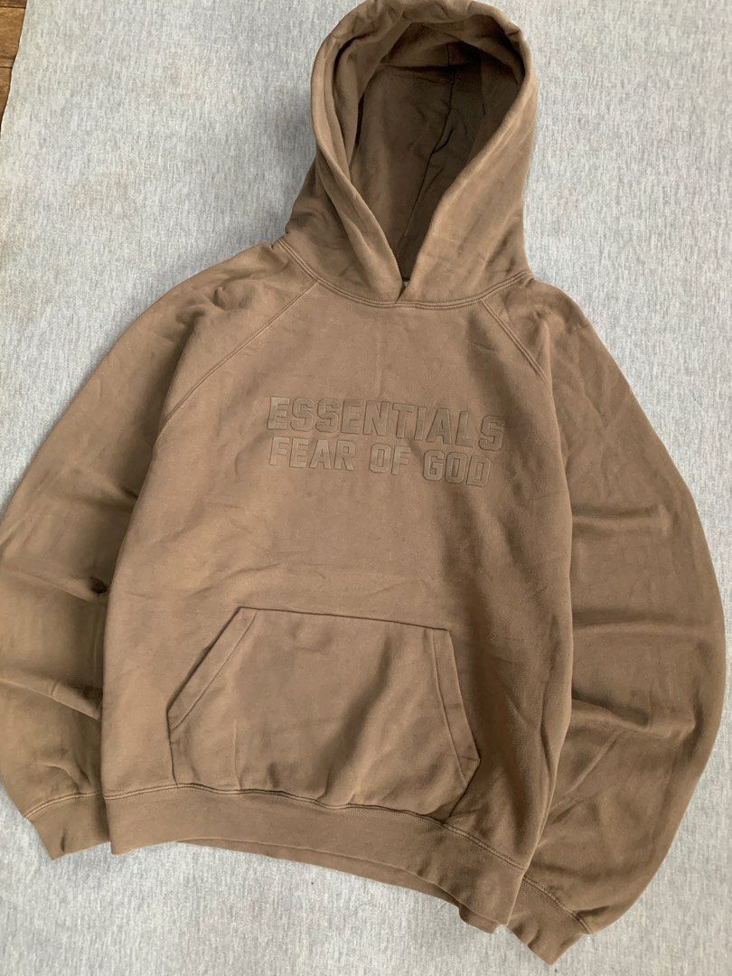 essentials (Category: Hoodies) located in Cebu City. Submitted by aundrewwww (Listing ID 1466921018, Image 3). Description: size M-L width 26-27 length 26-27 Condition 9.5/10 Color rate 9.5/10 no issue.