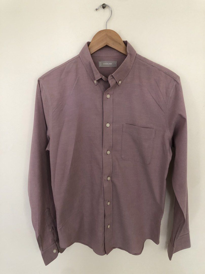 Everlane Wine Button Up Polo Shirt (Category: Tshirts & Polo Shirts ) located in Manila. Submitted by picklerick_collects (Listing ID 1466798625, Image 1). Description: 28x20.