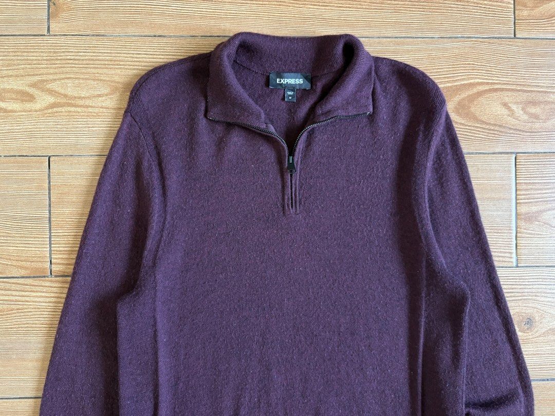 EXPRESS QZIP KNITTED LONGSLEEVE (Category: Coats, Jackets and Outerwear) located in Baras. Submitted by jnc__apparel (Listing ID 1466898001, Image 2). Description: 🏷️ EXPRESS QZIP KNITTED LONGSLEEVE 📌 Dimes: 28.5L x 20W 📌 Size: Large on tag for men 📌 Condition: Excellent 📌 Color rate: 9.5/10 📌 Issue: None ✅ Washed and ready to wear.