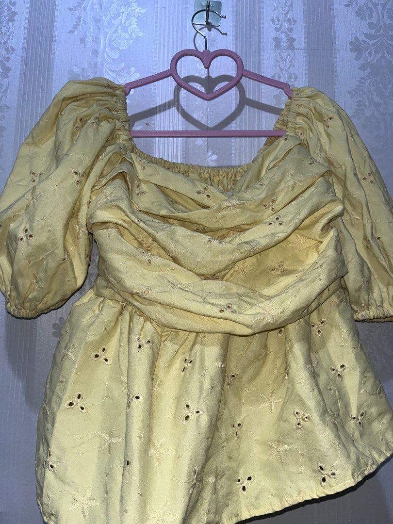 Eyelet peplum top (Category: Blouses) located in San Juan City. Submitted by raidjesscloset (Listing ID 1466826550, Image 2). Description: Eyelet peplum top very stretchy. Can fit M-2XL.