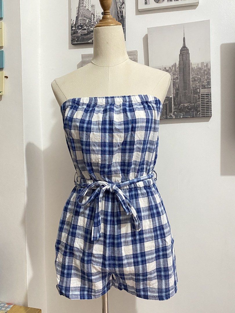 F21 Checkered Romper (Category: Rompers) located in Manila. Submitted by qamilluxe (Listing ID 1466889556, Image 1). Description: Medium.