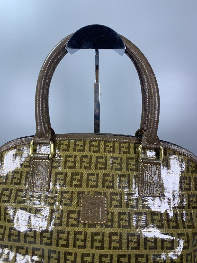 Fendi Zucchino Vinyl Coated (Category: Tote Bags) located in Mabalacat. Submitted by vtgmalan (Listing ID 1466802292, Image 2). Description: Fendi Zucchino Vinyl Coated Price : 11,500 Condition : 9/10 Product Condition Rank : A Issue/s : Minimal Rubs Dimensions :12x8x5 (LxHxW) Inclusions: N/A Note : Please make sure to check all the photos before mine..