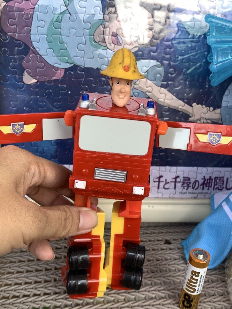 Fireman Sam Convertible Transforming Car (Category: Interactive Toys) located in Manila. Submitted by macks_toys (Listing ID 1466855199, Image 3). Description: 📌You may send DM for your inquiries. ✨KINDLY CHECK EACH DETAILS✨ 🔳 From Japan/UK Surplus items 🔳 Manage your expectations since it’s preloved and from Surplus Items 🔳 WYSIWYG ✨ Thank you! ✨.
