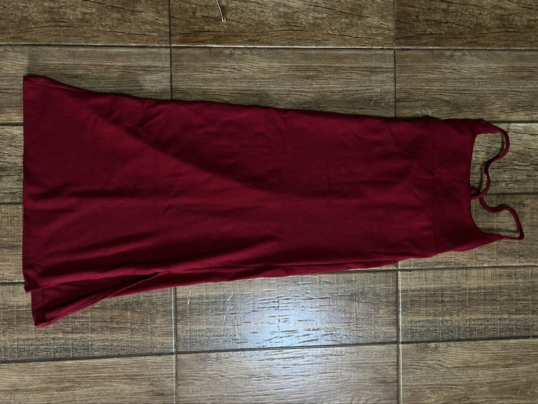 Fitted Backless Dress (Category: Dresses) located in Mandaluyong City. Submitted by yanna_02501 (Listing ID 1465683309, Image 2). Description: Material is knitted cotton. Message for a video wearing this dress. .