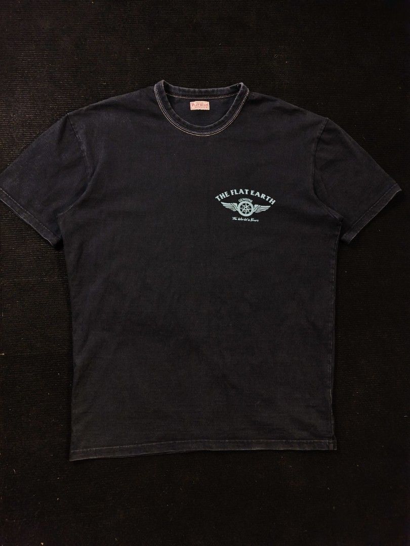 Flat Head "Where sun meets earth" (Category: Tshirts & Polo Shirts ) located in San Fernando. Submitted by gaboo_asncn (Listing ID 1466945633, Image 2). Description: - The Flat Head "Where sun meets earth" - Size: XL (W23/L29) - Condition: Excellent - Color Rate: 9.5/10 - No issue.