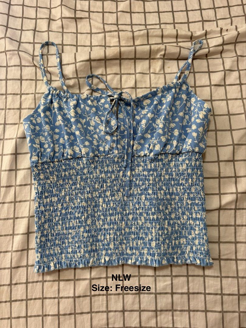 floral smocked cami top (Category: Sleeveless) located in Manila. Submitted by pinkyswearshop2.0 (Listing ID 1466839664, Image 1). Description: .