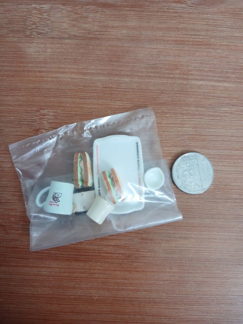 FOOD & TABLEWARE MINIATURE - SET (Category: Figurines & Statues) located in Villasis. Submitted by aalvar.collection (Listing ID 1466785497, Image 1). Description: Selling Food & Tableware Miniature - Set for Php250 -wyswyg/loose condition -no issue -with markings Mop: Gcash Mod: Meetup, J&T or LBC (COP/COD) My Location: Villasis, Pangasinan Shipping: Open for shipping, Buyers will handle the expense Note: All items are pre-loved, unless stated n
