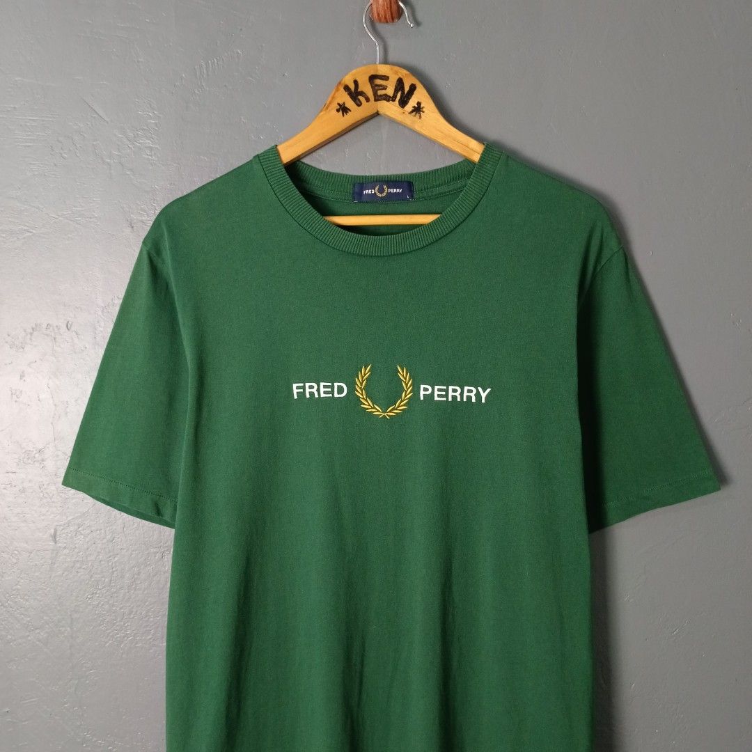 For Men - Fred Perry (Category: Tshirts & Polo Shirts ) located in Bacolod City. Submitted by drop.ph (Listing ID 1466864557, Image 2). Description: Fred Perry - Embroidered Authentic *Size L - 21.5x29 *Very Good *Lightly used *Price: 880php *Add SF if outside Bacolod City.