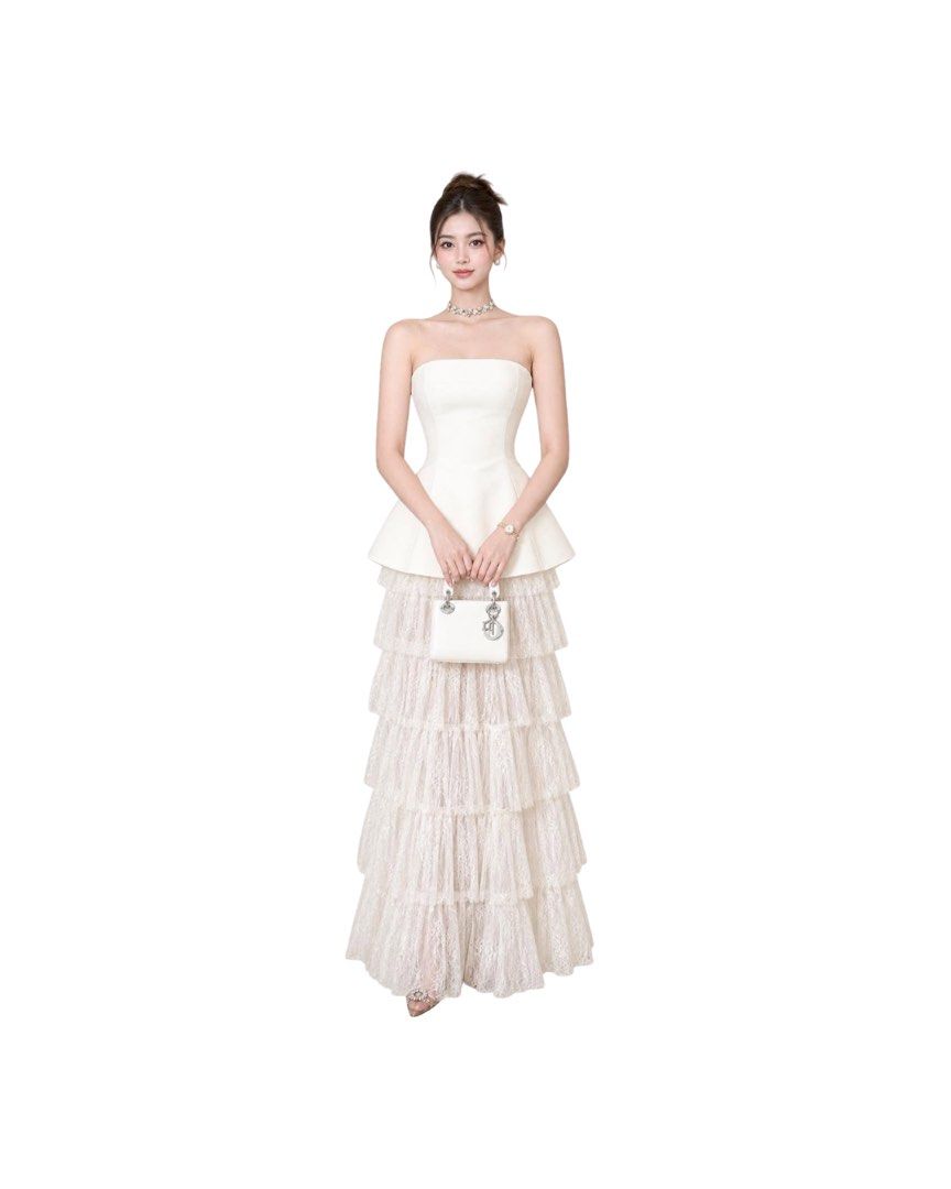 [FOR RENT] White Layered Dress (Category: Dresses) located in Quezon City. Submitted by jacquilinedc (Listing ID 1466826347, Image 1). Description: .