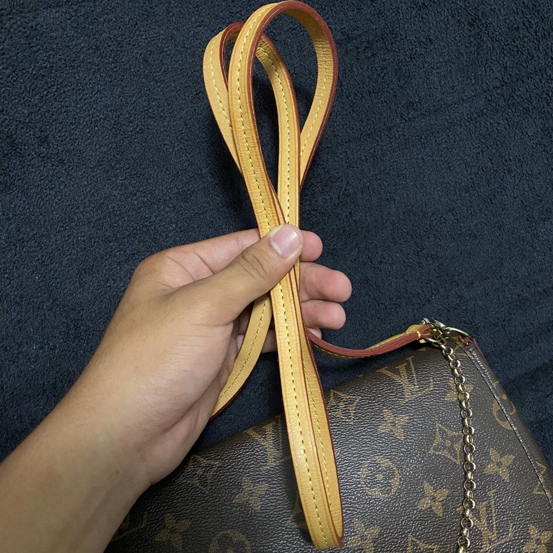 For sale (Category: Luxury Bags & Wallets) located in Baliuag. Submitted by thriftpuff (Listing ID 1466940773, Image 3). Description: Louis Vuitton Monogram Favorite MM Excellent condition No issue Price: 3,000 free shipping Direct message if you’re interested 📩📩📩.