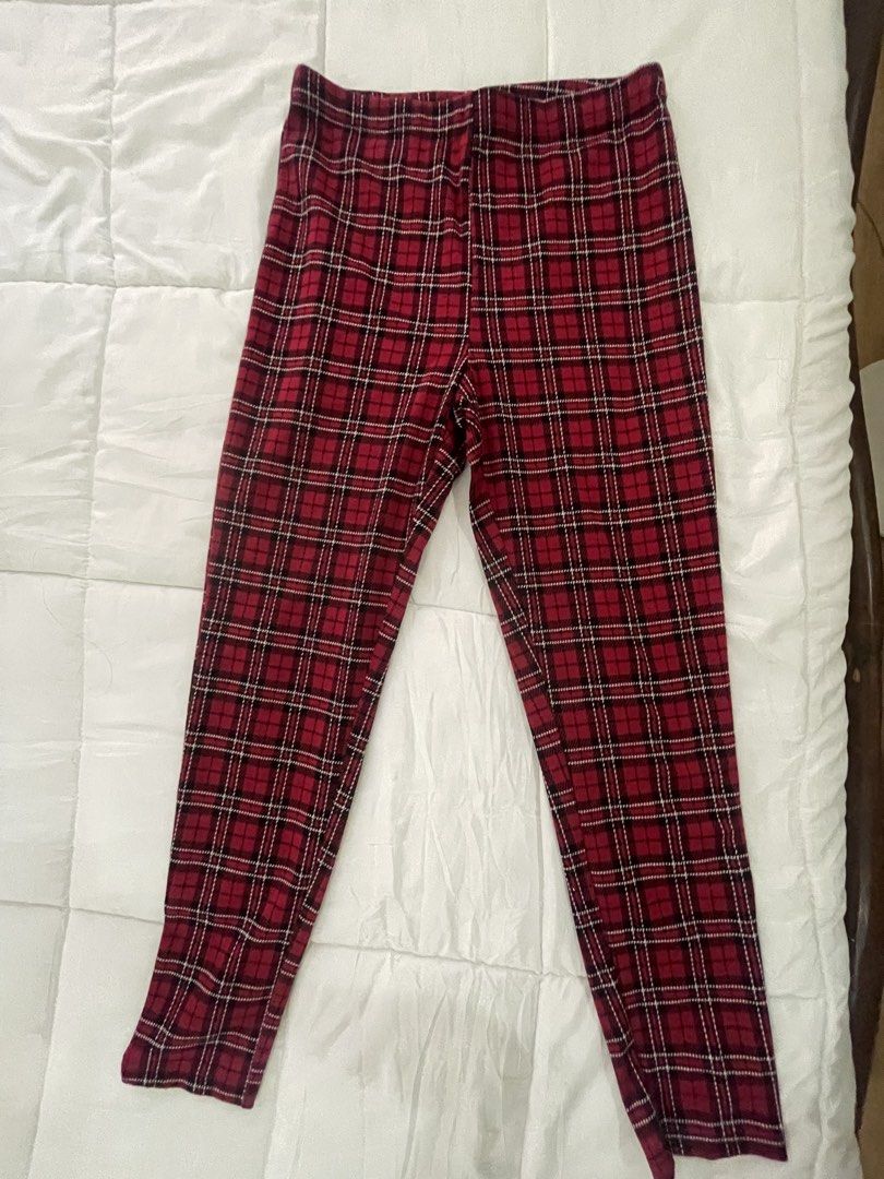 Forever 21 plaid leggings (Category: Announcements) located in Las Pinas. Submitted by silvader (Listing ID 1466889243, Image 2). Description: Like new Large.
