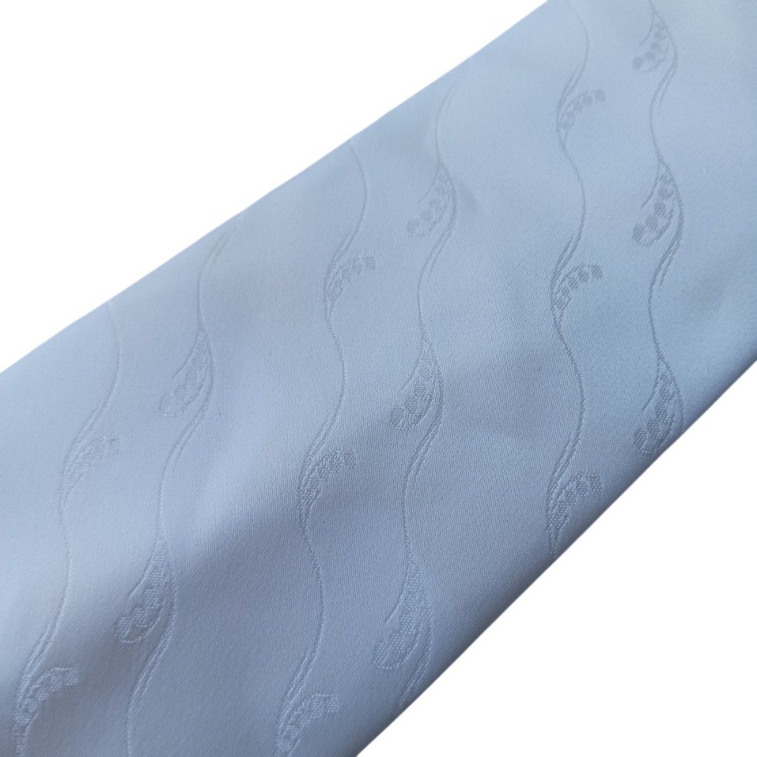 Formal white Neck tie (Category: Ties) located in Abucay. Submitted by gibzzz123 (Listing ID 1466815824, Image 3). Description: • All items are ON HAND and ready to be shipped/picked up. • Items are preloved/ukay, so please expect minimal signs of usage unless stated otherwise. • No major issues — good condition unless otherwise indicated in the listing. • Actual color may slightly vary due to lighting and screen settings. • All available photos 