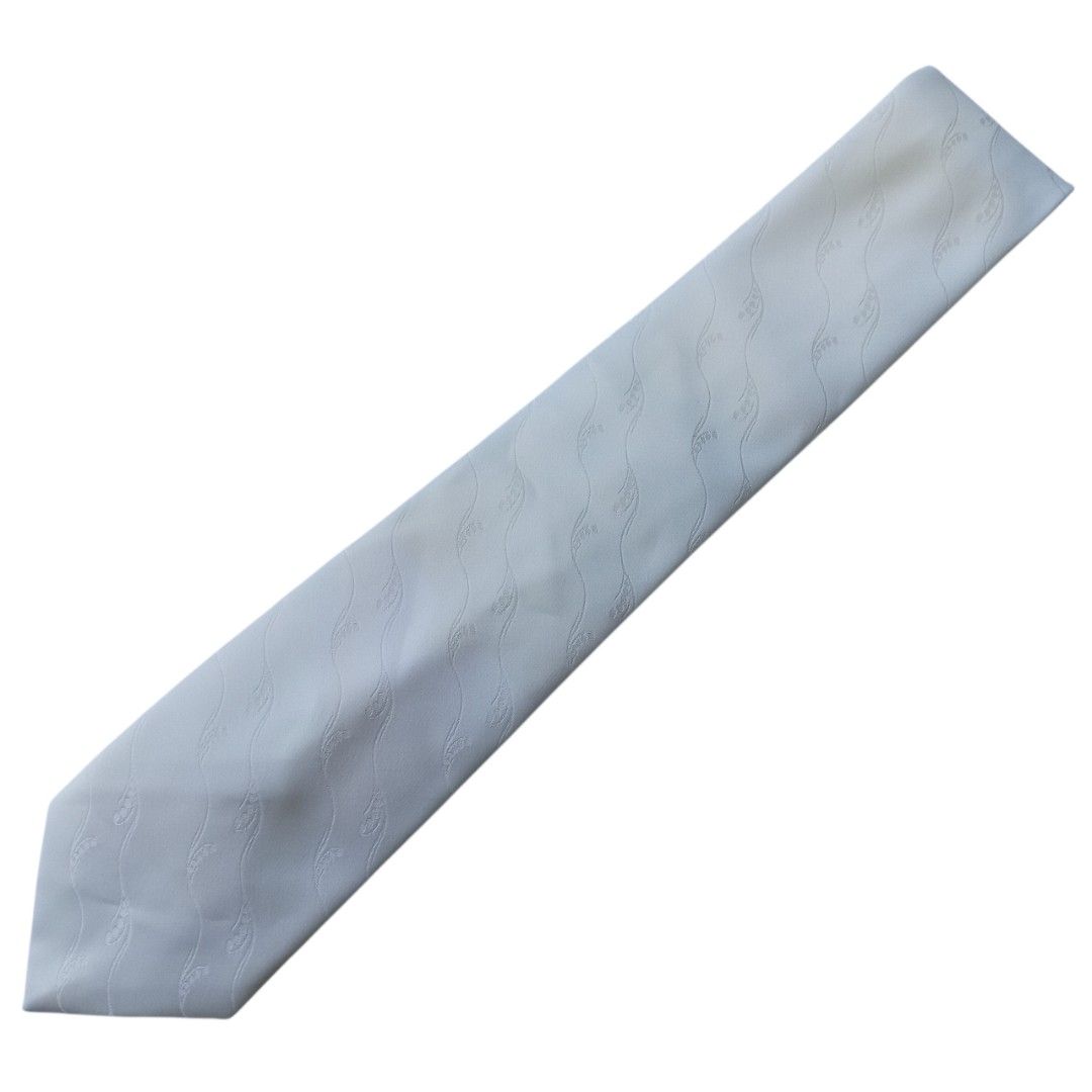 Formal white Neck tie (Category: Ties) located in Abucay. Submitted by gibzzz123 (Listing ID 1466815824, Image 1). Description: • All items are ON HAND and ready to be shipped/picked up. • Items are preloved/ukay, so please expect minimal signs of usage unless stated otherwise. • No major issues — good condition unless otherwise indicated in the listing. • Actual color may slightly vary due to lighting and screen settings. • All available photos 