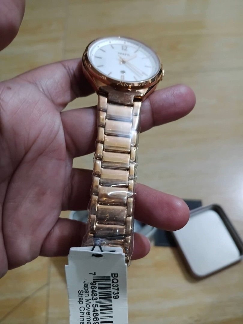 💕Fossil Ashtyn Three-Hand Date Watch 💕 (Category: Luxury Watches) located in Rizal. Submitted by leignarose0shoppe (Listing ID 1466868911, Image 3). Description: 💕Fossil Ashtyn Three-Hand Date Watch 💕 Guaranteed Original Brandnew Lalamove ready DM for Details.
